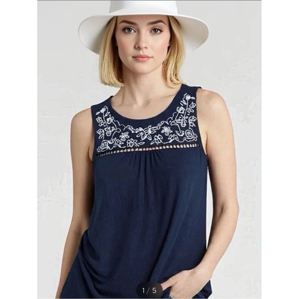 NWT Market & Spruce Embroidered Linen Blend Tank Top size Small Navy Blue White